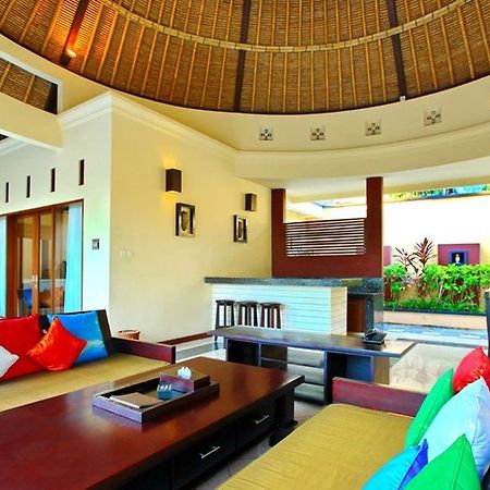 Mutiara Jimbaran Villas Kuta Selatan エクステリア 写真
